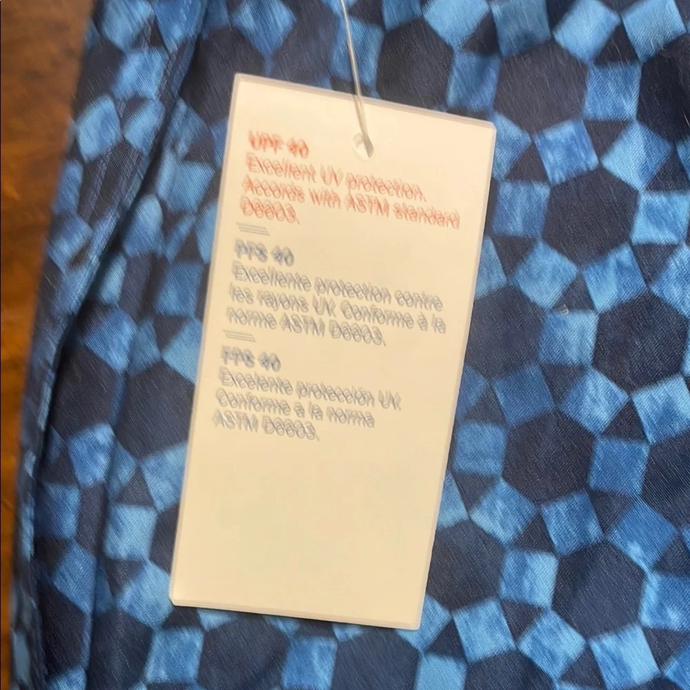 Old Navy Men's Blue Patterned Swim Shorts Size Medium Retail $29.99. NWT.